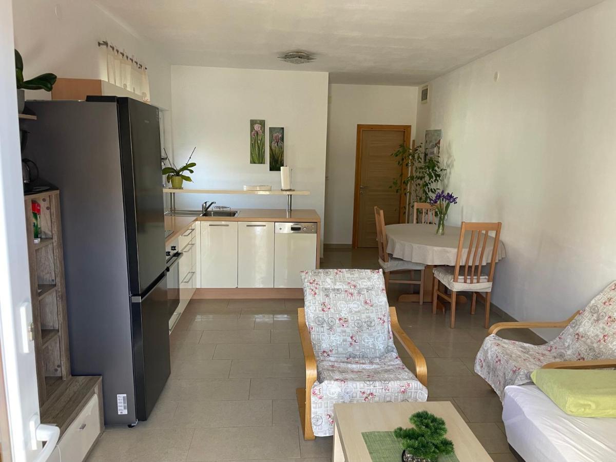 Apartment Maras Vodice Ngoại thất bức ảnh