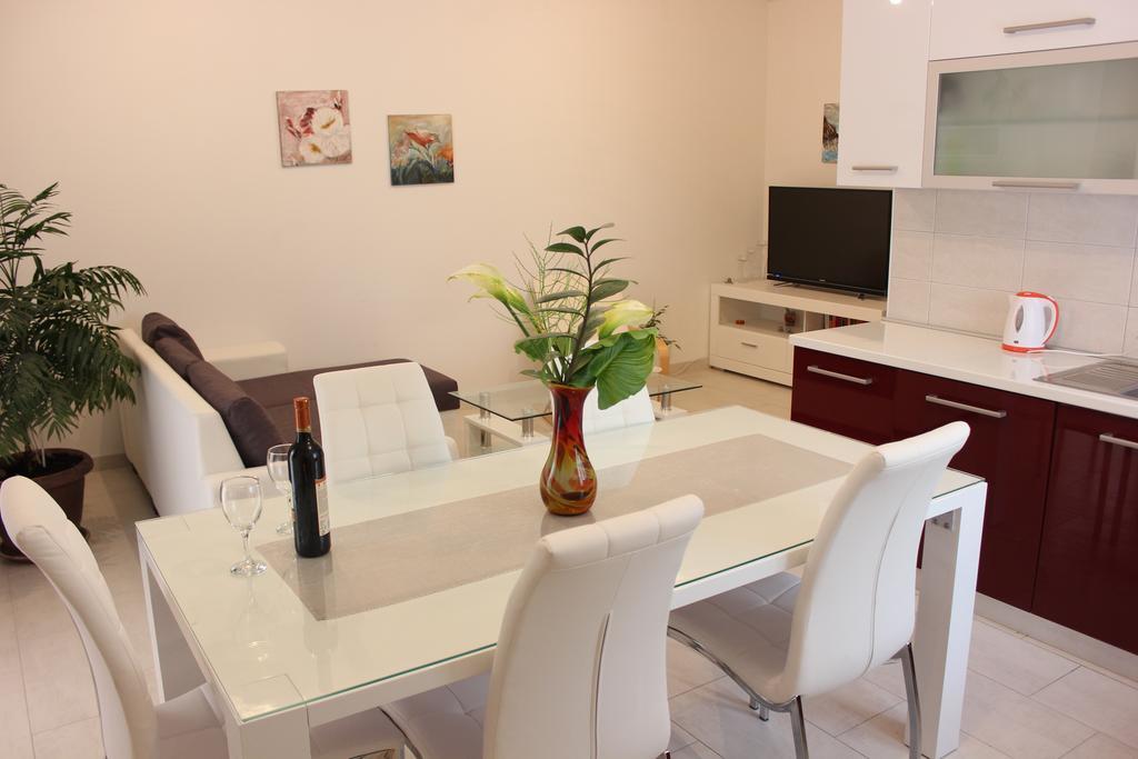 Apartment Maras Vodice Ngoại thất bức ảnh